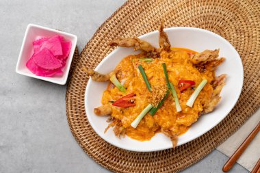 Tayland yemeği, Pad bkz. Yukkung, ananas, kızarmış pirinç, köri, Pad thai kung, Tom Yukkung, limon, tavuk, naiorang, samuray, Pad thai,