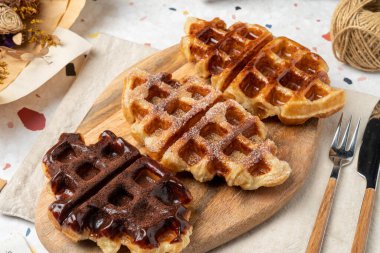 Kafe, çilek, latte, meyve, acido, krema, vanilya, mocha, croiffle, croissant, waffle, elma, limon, levin, kurabiye, kiraz, terrine, kek