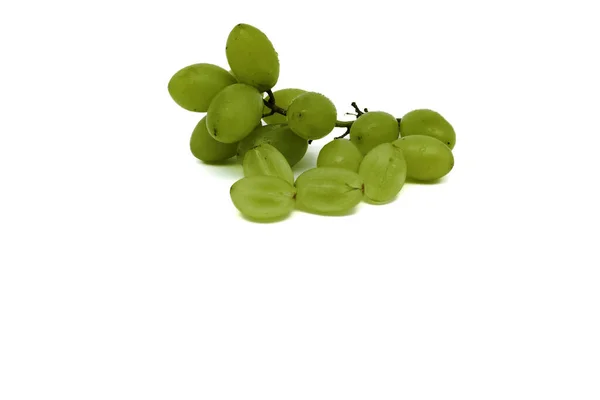 Green Grapes Sliced Isolated White Background Copy Space — Stock Photo, Image