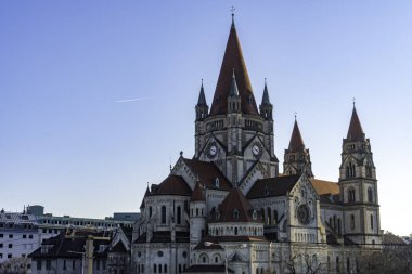 Assisi Kilisesi (Kirche zum Heiligen Franz von Assisi) Avusturya 'nın başkenti Viyana' da bulunan bir kilisedir. 1898 ve 1910 yılları arasında inşa edilmiş..