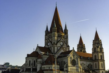 Assisi Kilisesi (Kirche zum Heiligen Franz von Assisi) Avusturya 'nın başkenti Viyana' da bulunan bir kilisedir. 1898 ve 1910 yılları arasında inşa edilmiş..