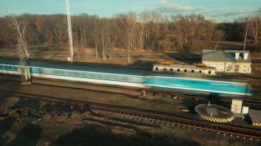 Çek Cumhuriyeti, Olomouc, 2023 / 12 / 27, tren istasyonu. Tren istasyonundan görüntü