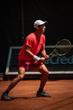 Çek Cumhuriyeti, Prostjov, 2024 / 06 / 08 profesyonel tenis oyuncusu iş başında, tenis maçı, kil maçı, atp, tenis