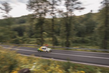 Çek Cumhuriyeti, Vrbno pod Pradedem, 2024 / 07 / 13 - Tepe tırmanışı, yarış arabaları, yarış arabaları, yarış spesiyalleri, 