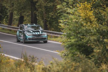 Çek Cumhuriyeti, Vrbno pod Pradedem, 2024 / 07 / 13 - Tepe tırmanışı, yarış arabaları, yarış arabaları, yarış spesiyalleri, 