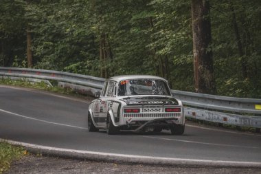 Çek Cumhuriyeti, Vrbno pod Pradedem, 2024 / 07 / 13 - Tepe tırmanışı, yarış arabaları, yarış arabaları, yarış spesiyalleri, 