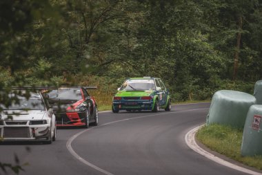 Çek Cumhuriyeti, Vrbno pod Pradedem, 2024 / 07 / 13 - Tepe tırmanışı, yarış arabaları, yarış arabaları, yarış spesiyalleri, 