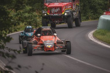 Çek Cumhuriyeti, Vrbno pod Pradedem, 2024 / 07 / 13 - Tepe tırmanışı, yarış arabaları, yarış arabaları, yarış spesiyalleri, BUGINA