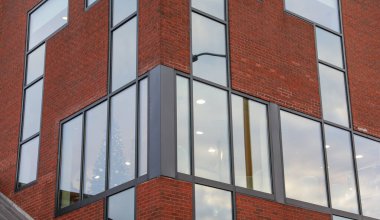 Bina cephesi. modern ofis binası