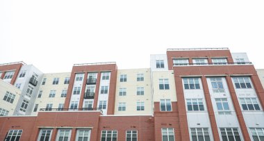 Şehirdeki modern binalar