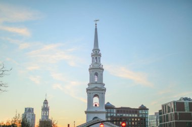 Günbatımında St. George Kilisesi, Boston, ABD