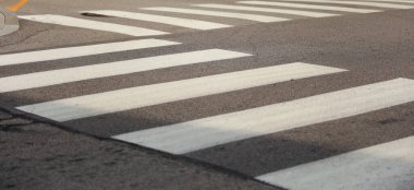 Şehirdeki yol tabelası