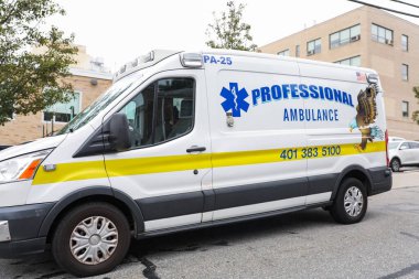 New Orleans, Yeni Zelanda - 12 Şubat, 2016: New Orleans sokaklarında ambulans