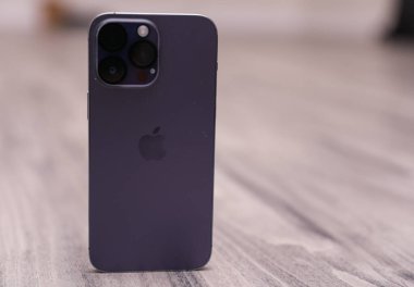 iphone 13 profesyonel.