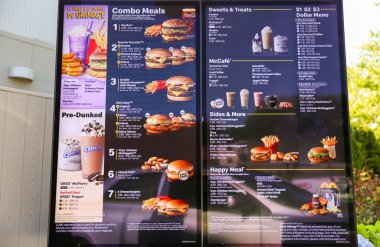 Las Vegas, Birleşik Devletler - 19 Mayıs 2018: McDonald 's Yemek Menüsü Restoranı