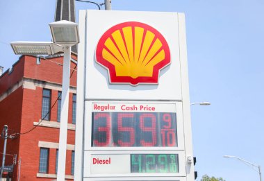 New York 'taki benzin istasyonunda.