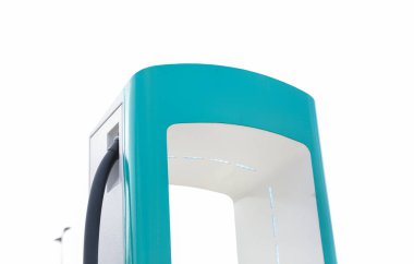 modern elektrikli araba izole edildi