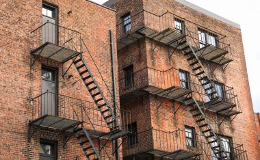 New York, ABD - Eylül 219: New York 'taki tarihi şehrin eski tuğla binası