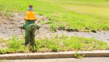 Su pompası ve pipo.