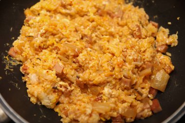 Sebzeli kızarmış pilav.