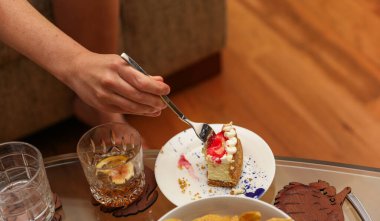 Lezzetli şekerleme yiyeceklerinin yakın görüntüsü