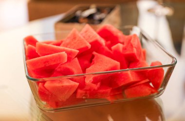 Watermeloen slices in kom