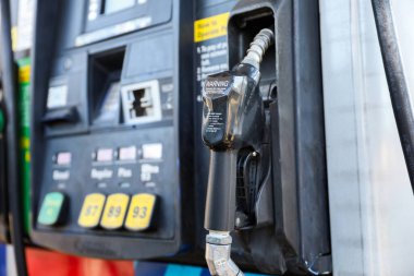 Pompalı yakıt hortumu