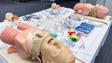 İnsan kuklanın yakın çekim görüntüsü.