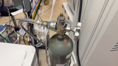Laboratuvardaki gaz kazanı.