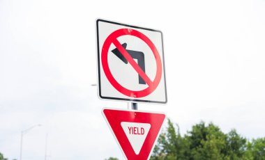 Trafik levhası yok