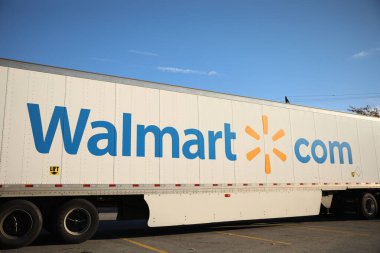 Amazon 'daki Amazon şirketinin yolundaki Amazon logosu. 33. başlık