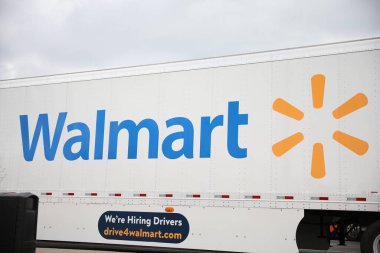 New York, ny - 23 Mayıs: Teslimat logosu Manhattan 'daki Amazon şirketine 23 Mayıs 208' de.