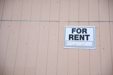 Binada kira yok yazan bir imza.