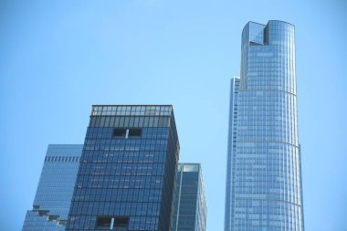 Şehirdeki modern yapı, mimari konsepti