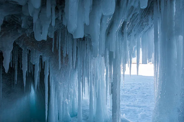 바이칼의 바위에 얼음과 — 스톡 사진