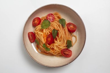 Kasede kiraz domatesli makarna. Yüksek kalite fotoğraf