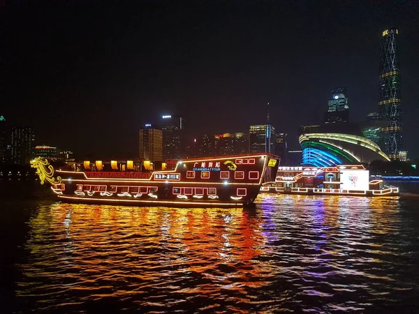 Guangzhou Mały Statek Nocy — Zdjęcie stockowe