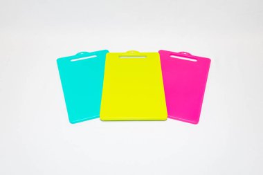 Renkli Kesme Tahtaları her mutfağa eğlenceli ve işlevsel bir katkı sağlar.