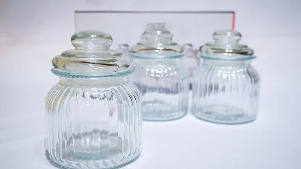 Twist Pattern Glass Jars Είναι Μια Τέλεια Προσθήκη Στη Λύση — Φωτογραφία Αρχείου
