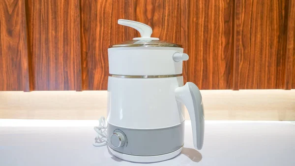 Biały Elektryczny Parowiec Urządzenie Kuchenne Używane Gotowania Parze Posiada Wiele — Zdjęcie stockowe