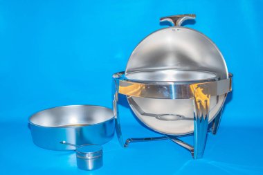 Paslanmaz Çelik Büfe Çorbası her akşam yemeğine zarafet katan sofistike ve pratik bir servis konteynırıdır..