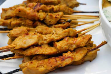 Hazır Satay 'ın karşı konulmaz lezzetlerinin tadını çıkarın: Lezzetli bir ziyafet bekliyor