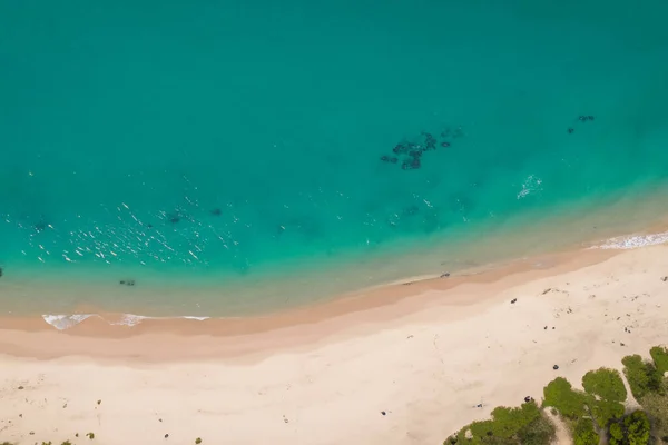 Vista Aérea Praia Com Água Mar Azul Turquesa — Fotografia de Stock