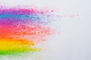 gökkuşağı renkli fırça darbeleri