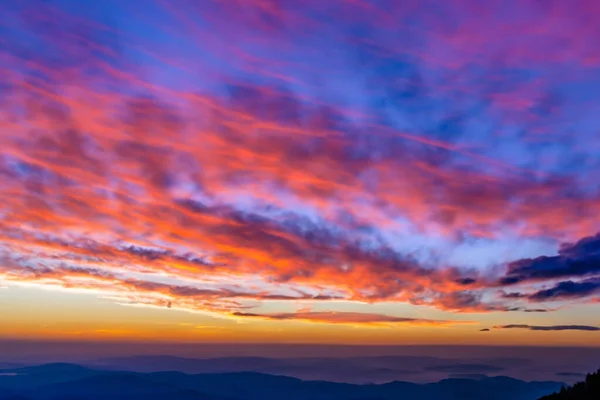 Красивый Восход Солнца Вершине Горы — стоковое фото