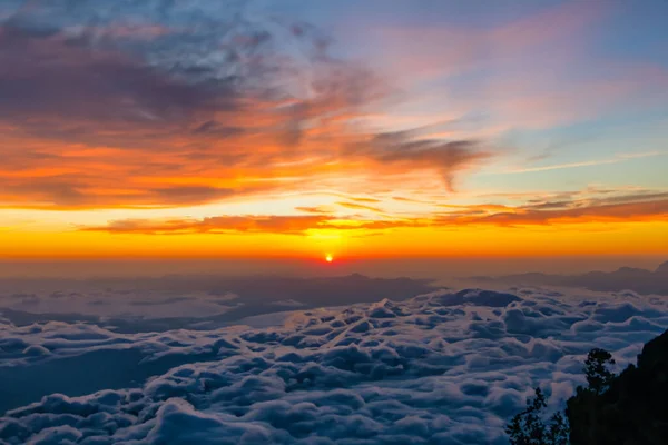 Mountain Peak Sunrise Colorful Clouds Sky — Stock Photo, Image