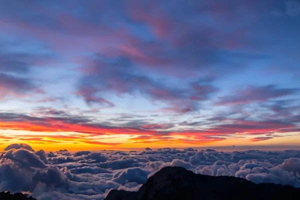Solnedgång Ovanför Molnen Vacker Natur — Stockfoto