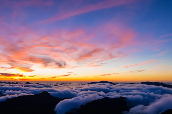 Sonnenaufgang Den Bergen Die Sonne Scheint Über Dem Gebirge — Stockfoto
