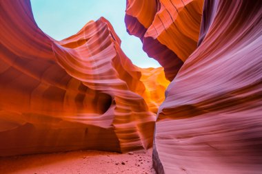 Arizona 'daki güzel antilop kanyonunun muhteşem manzarası.