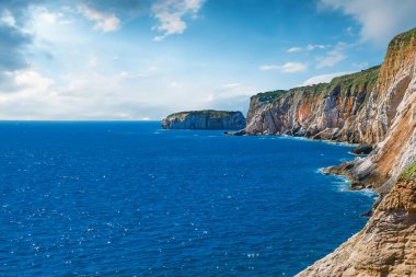 Kırım pelerini. Pelerin. Uçurumdan görünüm